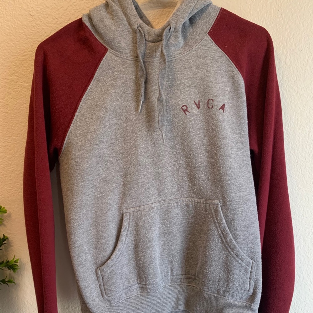 Women’s RVCA sweatshirt